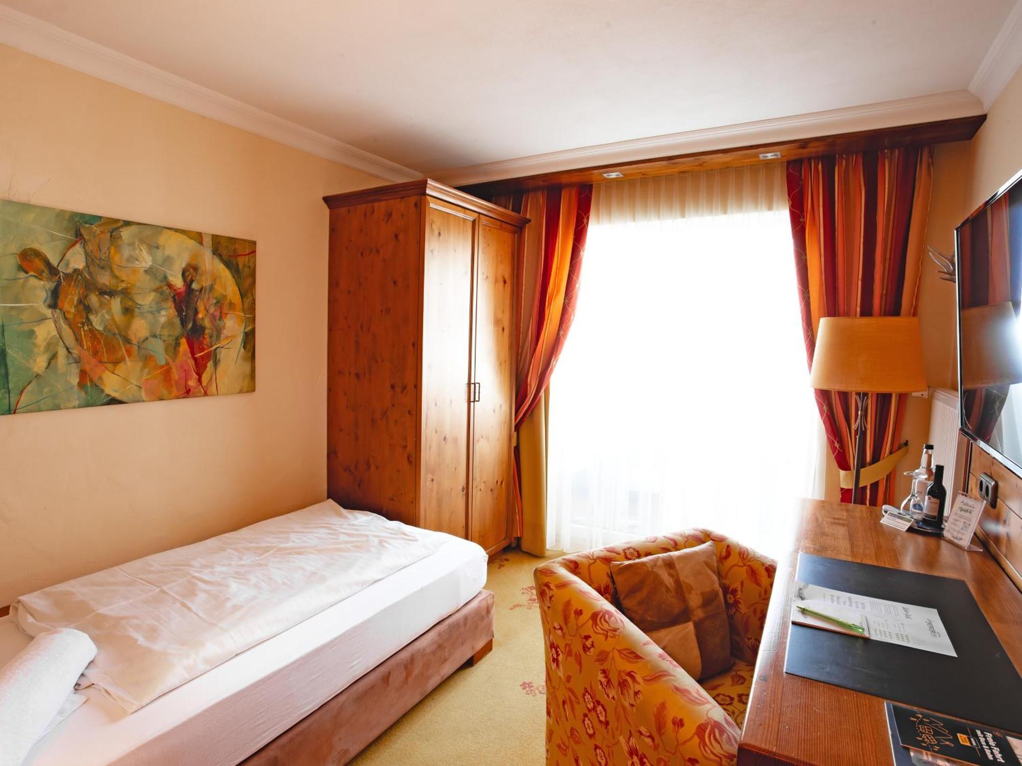 אוברסטדורף Hotel Bergruh מראה חיצוני תמונה