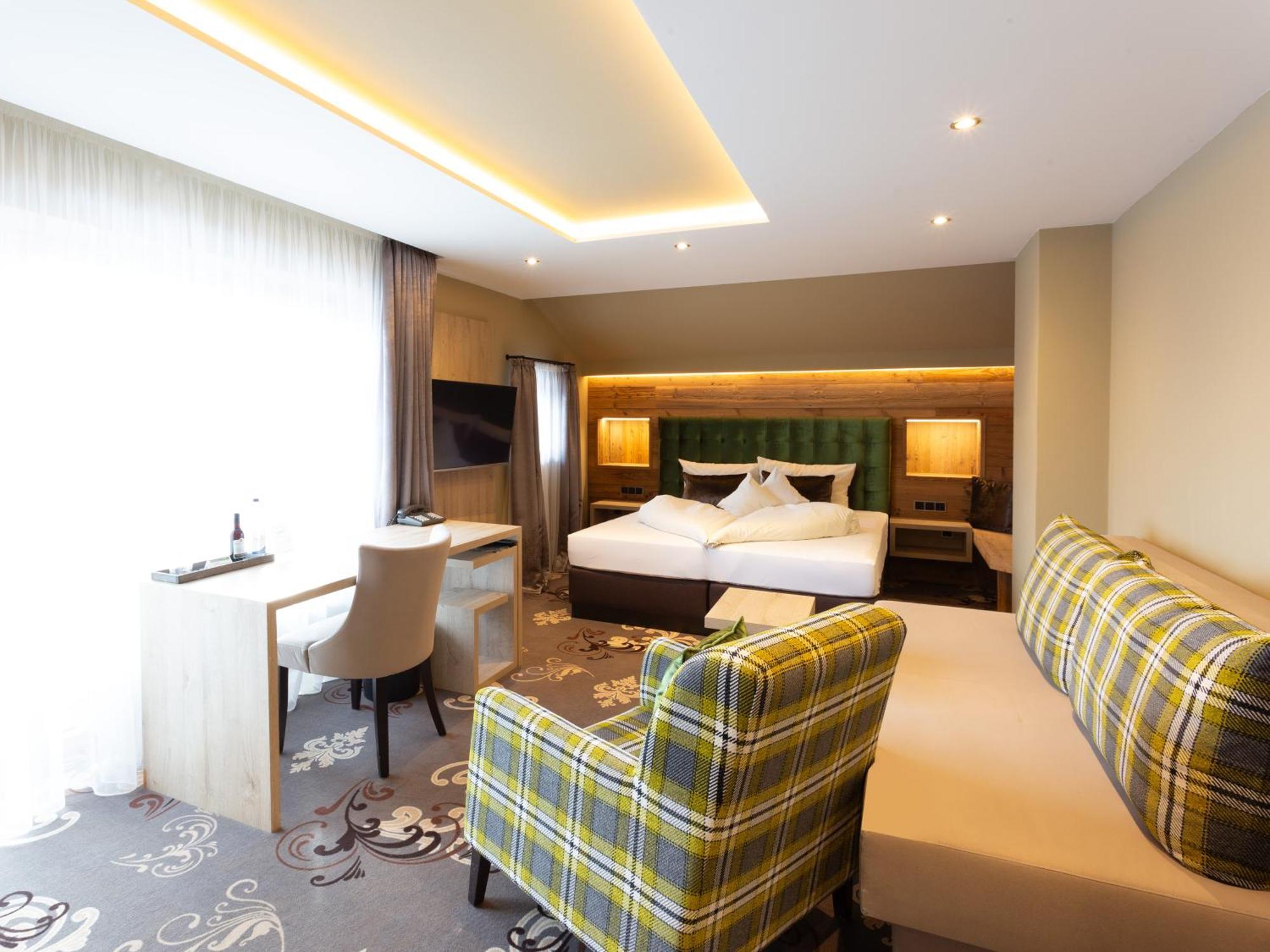 אוברסטדורף Hotel Bergruh מראה חיצוני תמונה