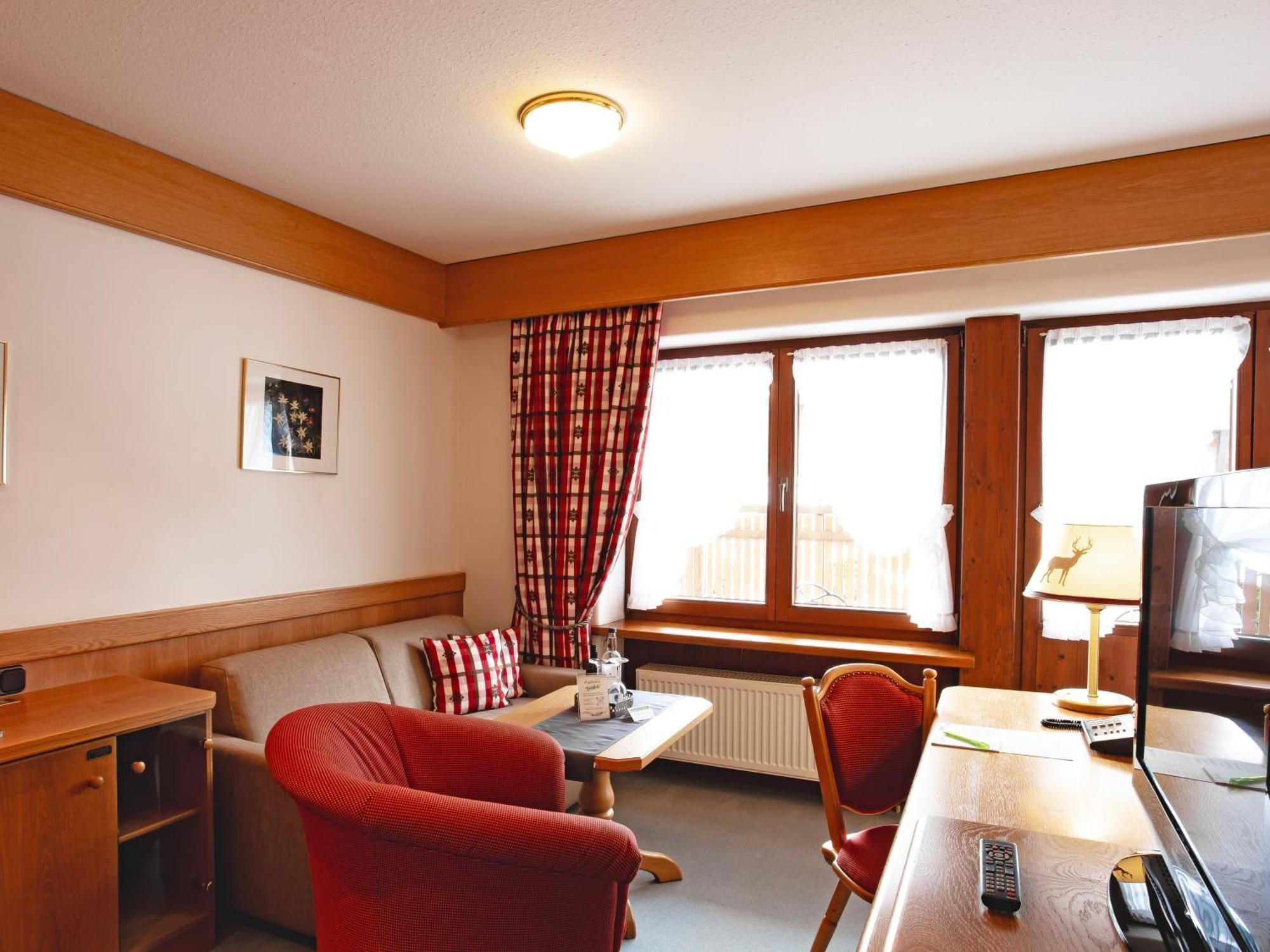 אוברסטדורף Hotel Bergruh מראה חיצוני תמונה