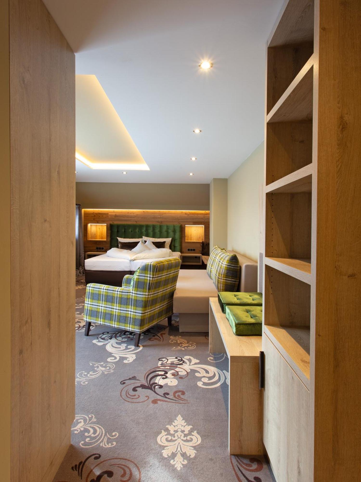 אוברסטדורף Hotel Bergruh מראה חיצוני תמונה
