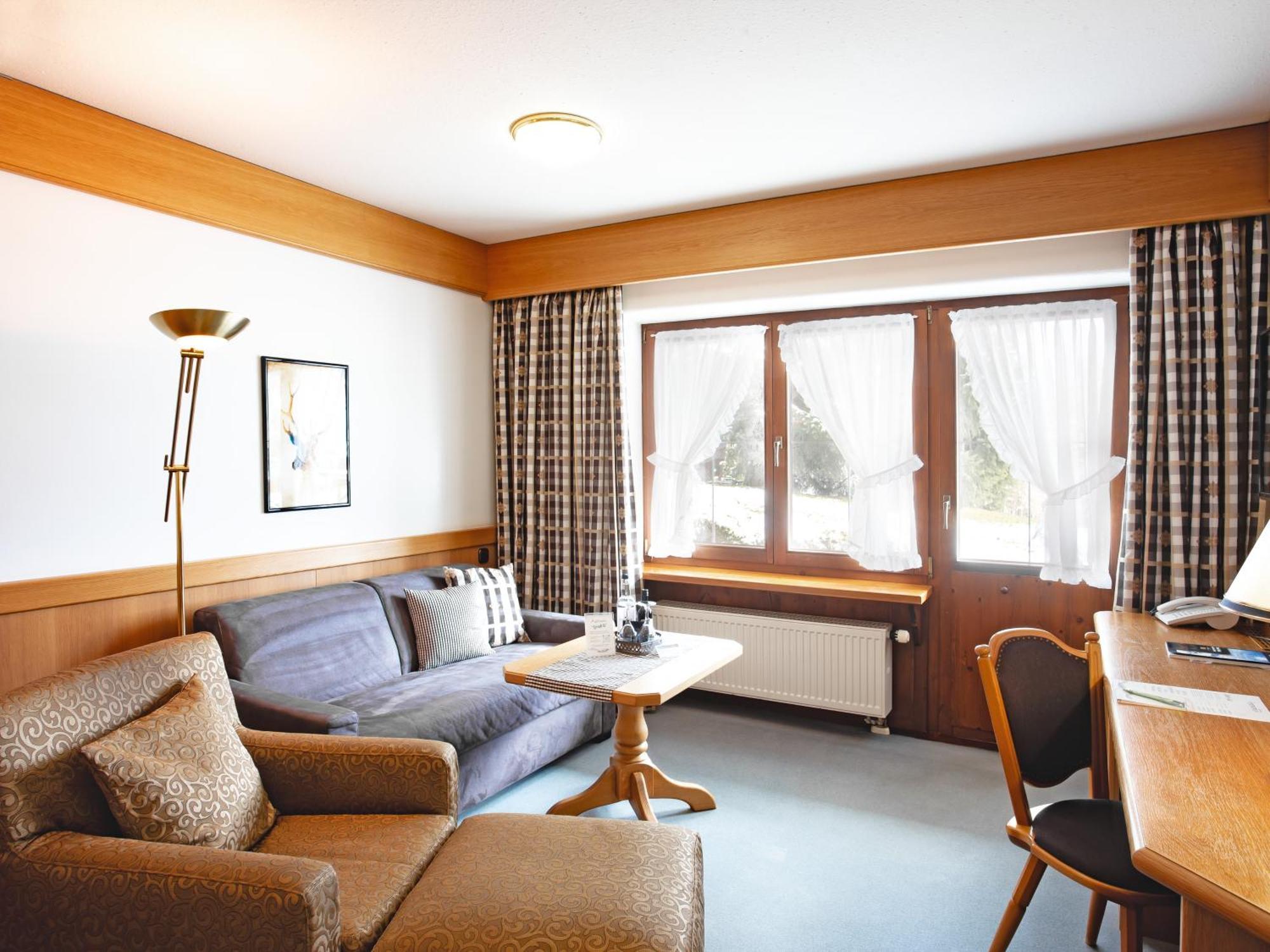 אוברסטדורף Hotel Bergruh מראה חיצוני תמונה